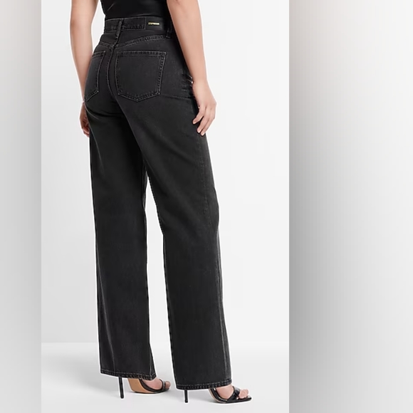 Express High Waisted Washed Black Wide Leg Jeans - Size 4 - Picture 3 of 9